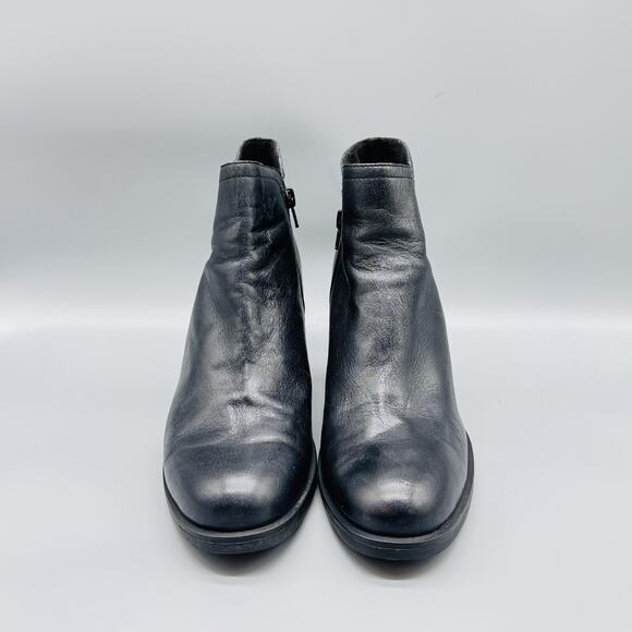 Born Boots Womens 9 Black Leather Ankle Booties Round Toe Block Heel Zip Comfort - Picture 3 of 12